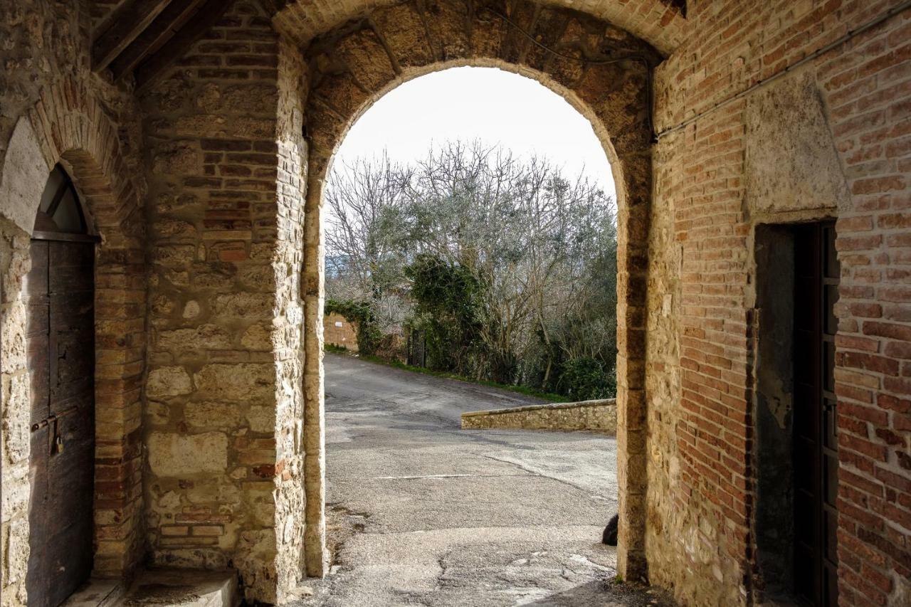 La Dimora Nel Castello Villa Collevalenza Exterior photo